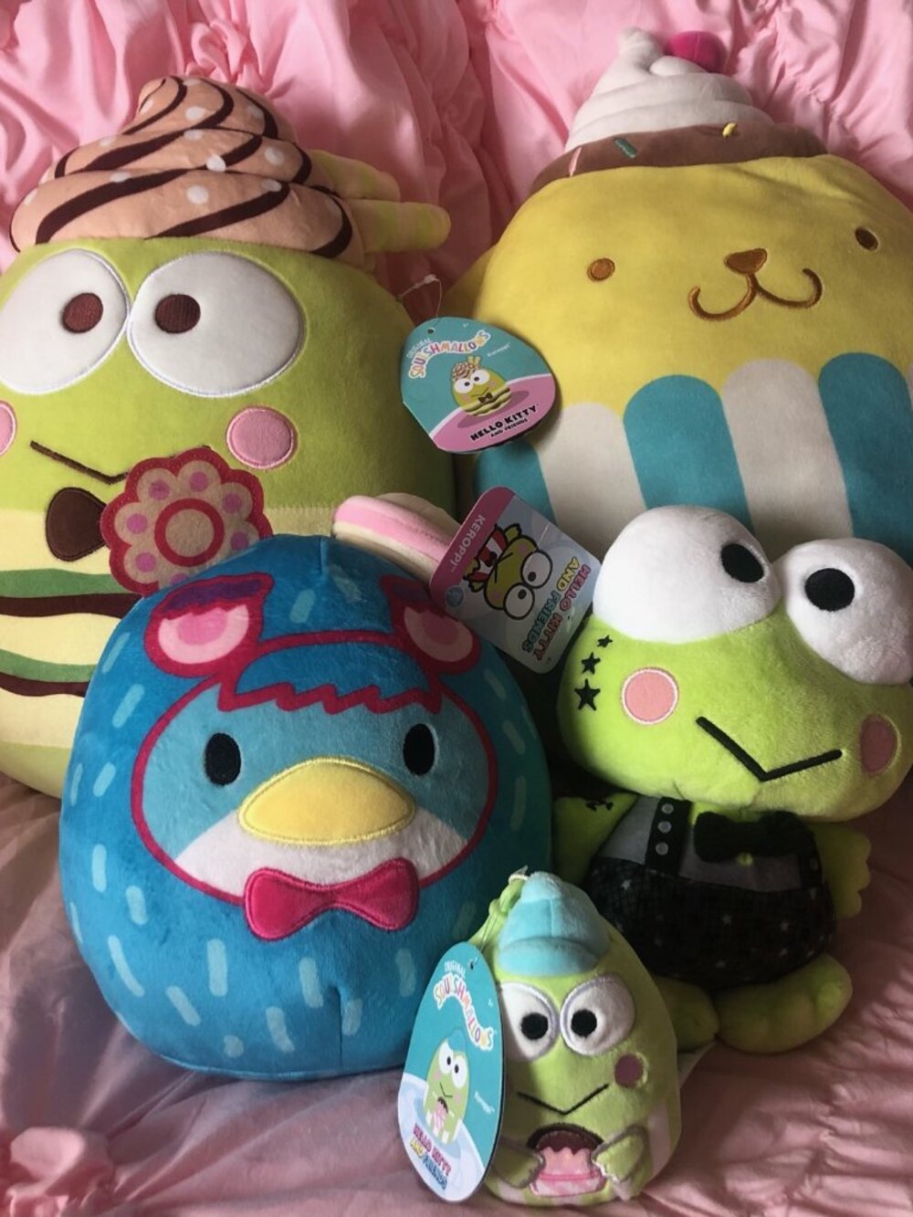 Sanrio Squishmallow Bundle - Tuxedosam, Keroppi and Pompompurin, plus 2 others.